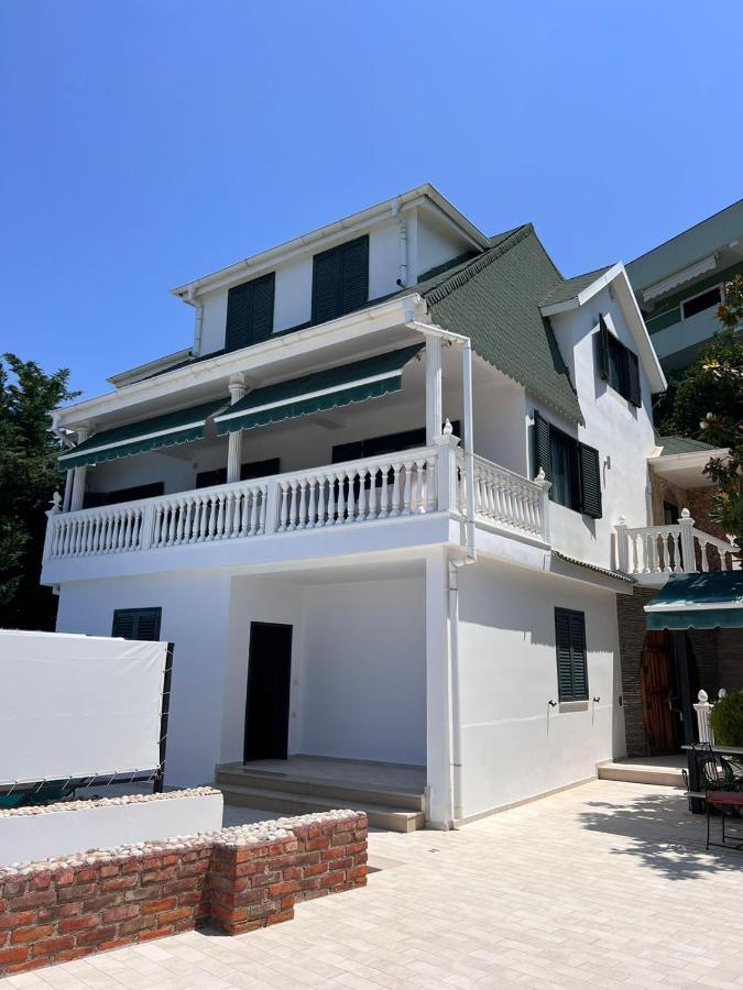 Villa Rexhepaj Vlorë